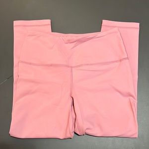 EUC 90 Degree by Reflex Soft pink high waist Capri leggings
